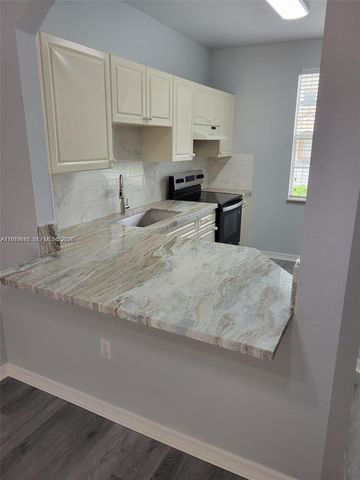 751 SE 2nd St, Homestead, FL 33030