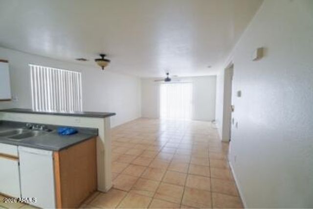 2065 W 20TH Avenue, Apache Junction, AZ 85120