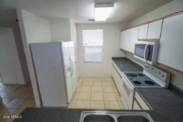 2065 W 20TH Avenue, Apache Junction, AZ 85120