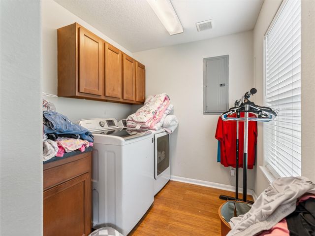 805 E Columbus, Wharton, TX 77488