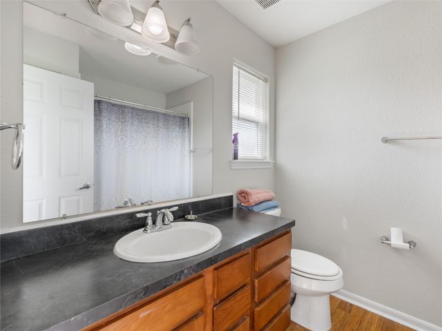 805 E Columbus, Wharton, TX 77488