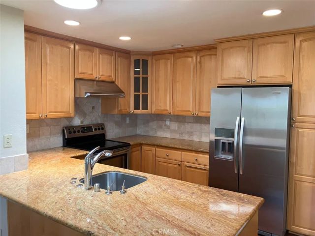 99 Hilltop Circle, Rancho Palos Verdes, CA 90275