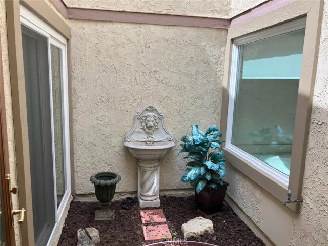 99 Hilltop Circle, Rancho Palos Verdes, CA 90275