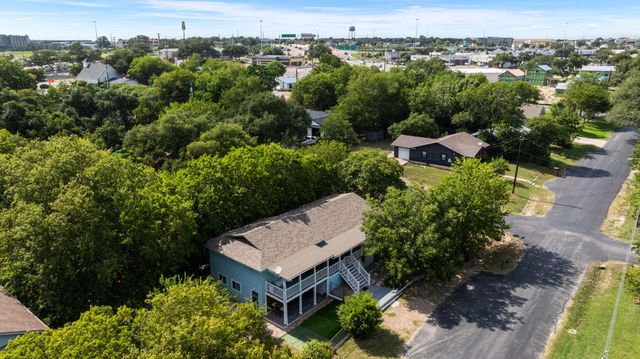 608 N Church ST, Georgetown, TX 78626