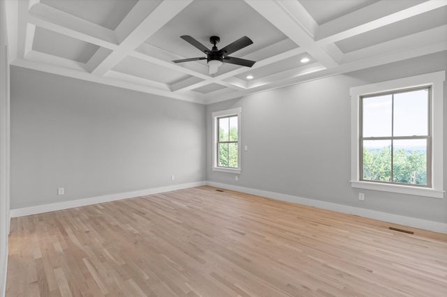 2150 River Watch Drive 24, Soddy Daisy, TN 37379