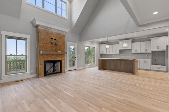 2150 River Watch Drive 24, Soddy Daisy, TN 37379