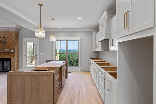2150 River Watch Drive 24, Soddy Daisy, TN 37379