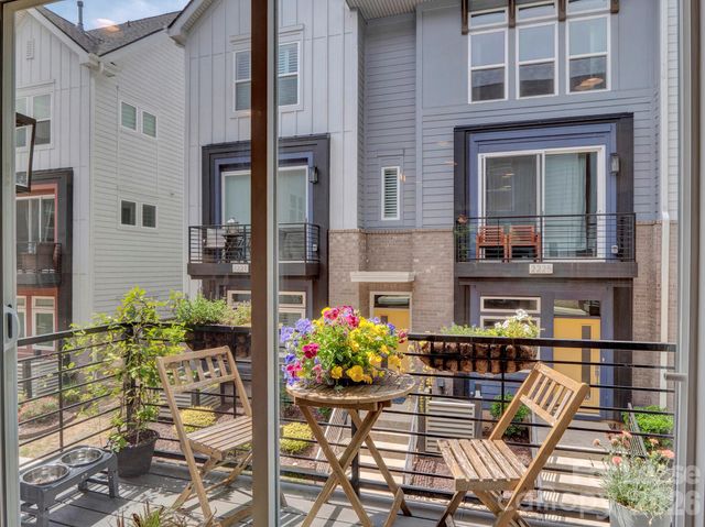 2237 Electric Lane, Charlotte, NC 28205