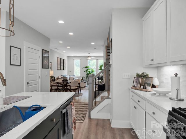 2237 Electric Lane, Charlotte, NC 28205