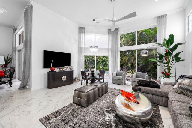 6517 Somerset Circle, Boca Raton, FL 33496