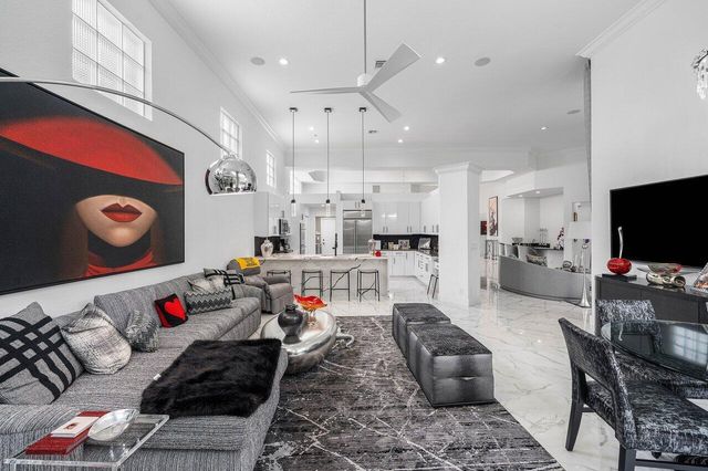 6517 Somerset Circle, Boca Raton, FL 33496