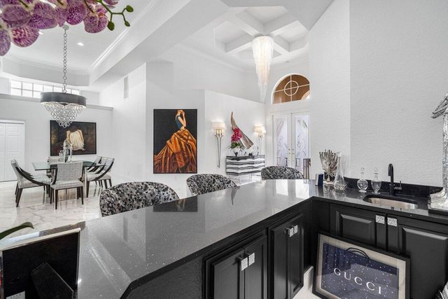 6517 Somerset Circle, Boca Raton, FL 33496