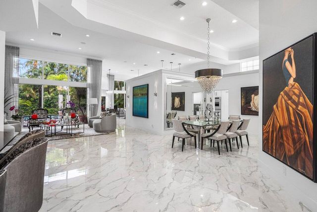 6517 Somerset Circle, Boca Raton, FL 33496