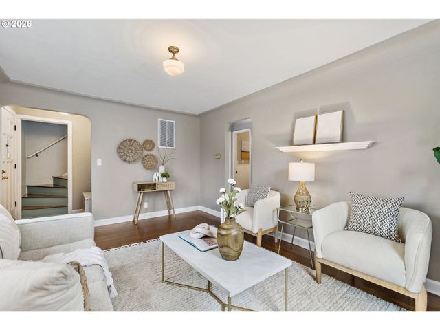 765 Nw ANGELINE Ave, Gresham, OR 97030