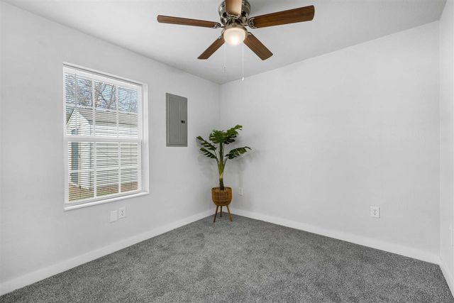 2115 NW Pollard Ave, Lawton, OK 73505