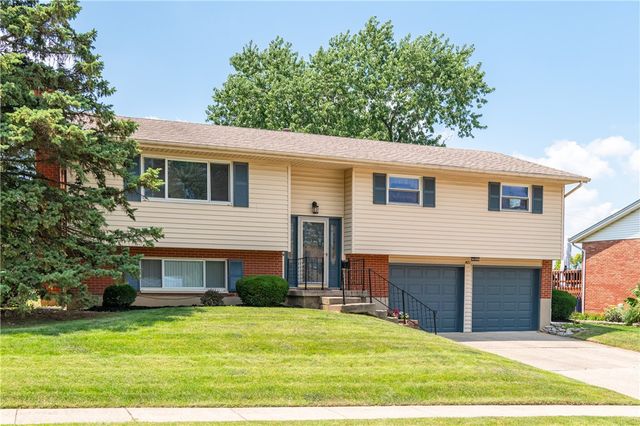 827 Moon Court, Miamisburg, OH 45342