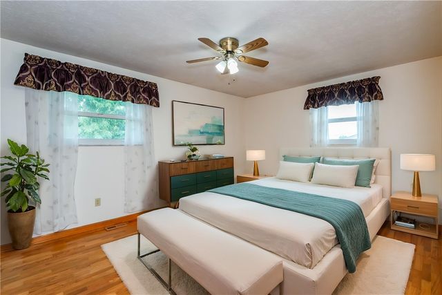 827 Moon Court, Miamisburg, OH 45342