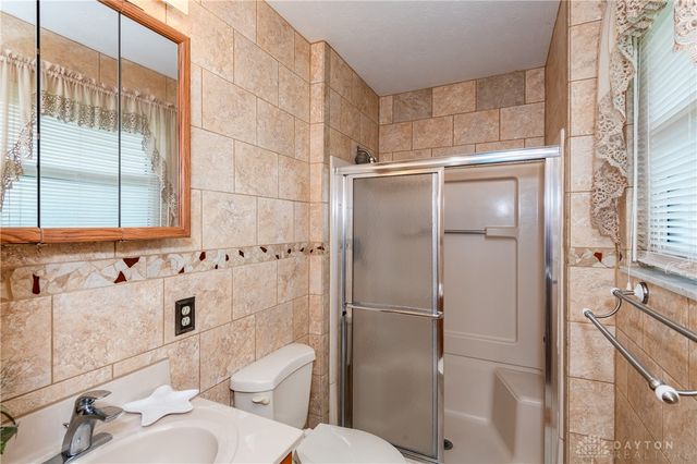 827 Moon Court, Miamisburg, OH 45342