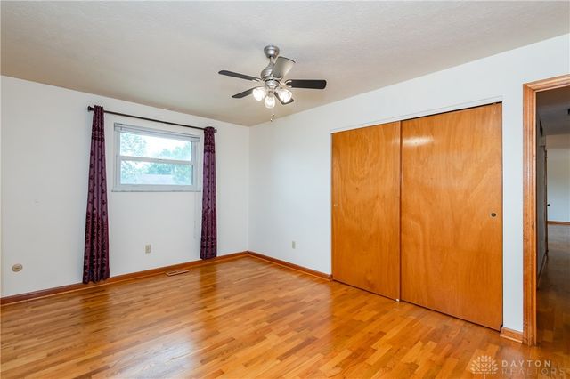 827 Moon Court, Miamisburg, OH 45342
