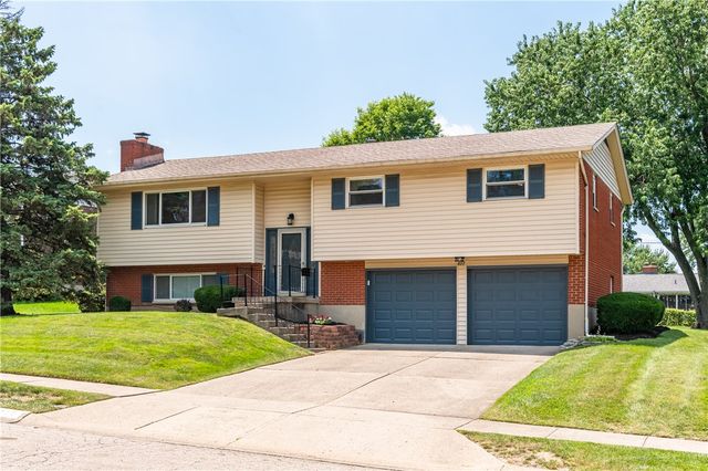 827 Moon Court, Miamisburg, OH 45342