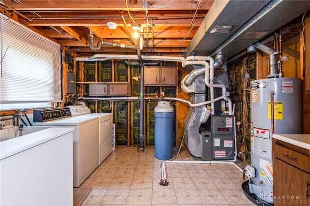 827 Moon Court, Miamisburg, OH 45342