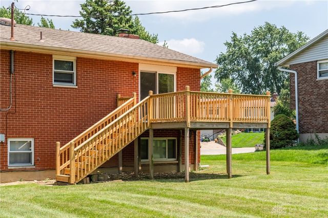 827 Moon Court, Miamisburg, OH 45342