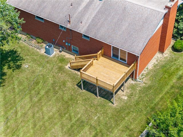 827 Moon Court, Miamisburg, OH 45342