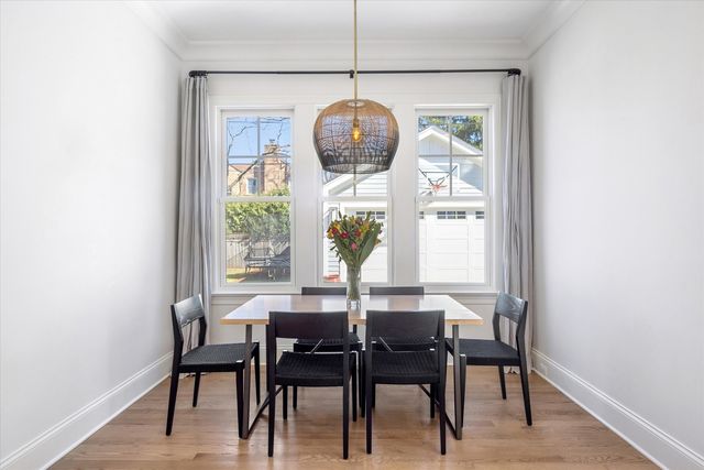 4041 Johnson Avenue, Western Springs, IL 60558