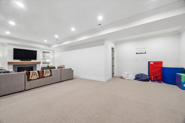 4041 Johnson Avenue, Western Springs, IL 60558