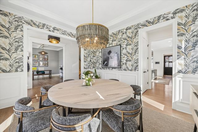 4041 Johnson Avenue, Western Springs, IL 60558