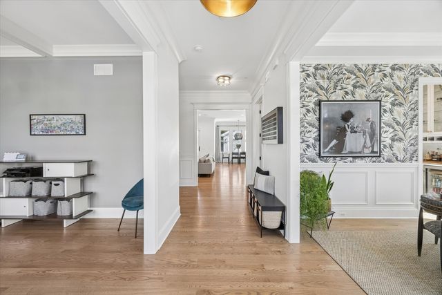 4041 Johnson Avenue, Western Springs, IL 60558