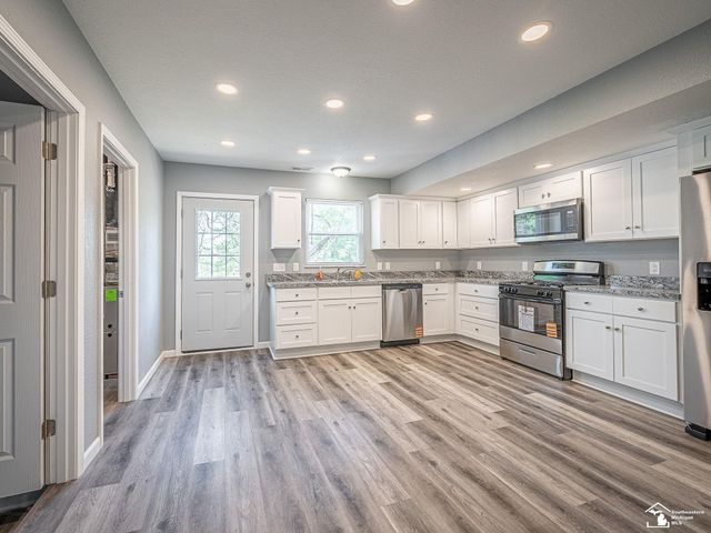 403 E Monroe Street, Dundee Twp, MI 48131