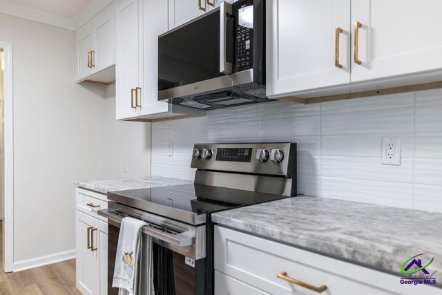 227 Crestwood Circle, Centerville, GA 31028