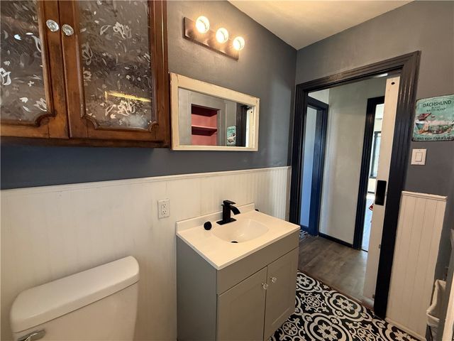 321 S Wanda Dr, Kingsville, TX 78363