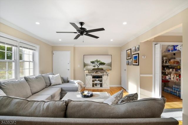 149 Ridge road A, Cedar Grove Twp., NJ 07009