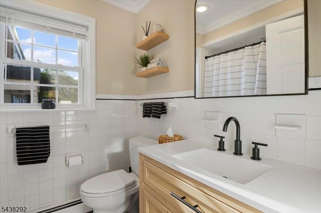 149 Ridge road A, Cedar Grove Twp., NJ 07009