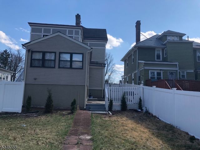 150 W 5Th Ave, Roselle Boro, NJ 07203