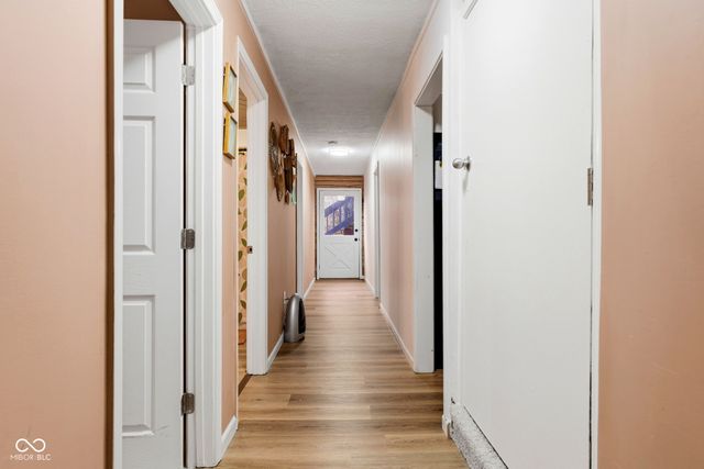 7591-7593 N Old S R 67, Mooresville, IN 46158