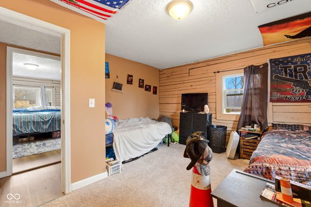 7591-7593 N Old S R 67, Mooresville, IN 46158