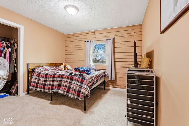 7591-7593 N Old S R 67, Mooresville, IN 46158