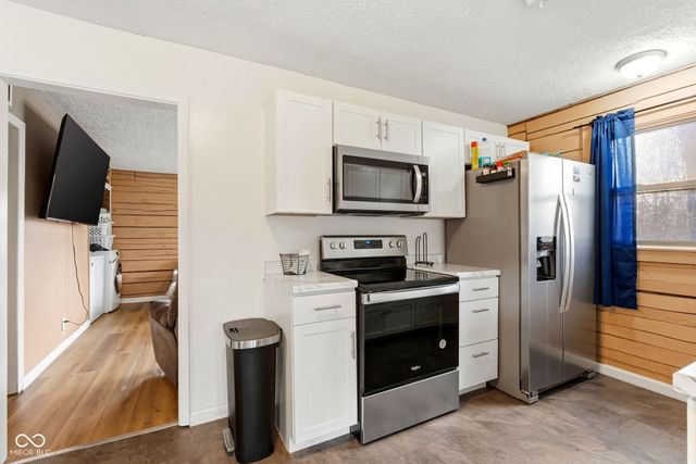 7591-7593 N Old S R 67, Mooresville, IN 46158