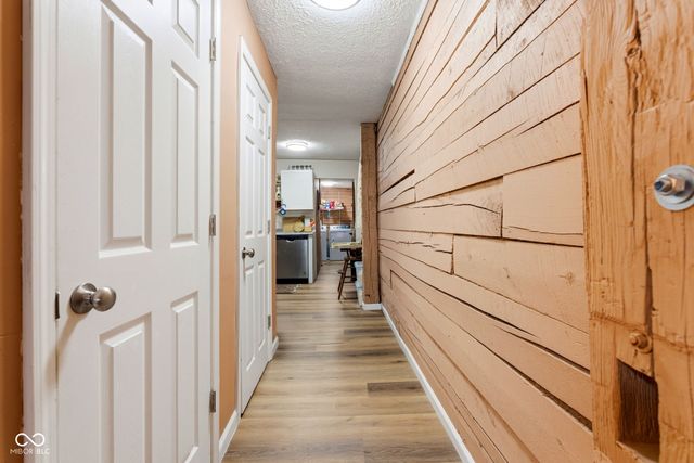 7591-7593 N Old S R 67, Mooresville, IN 46158