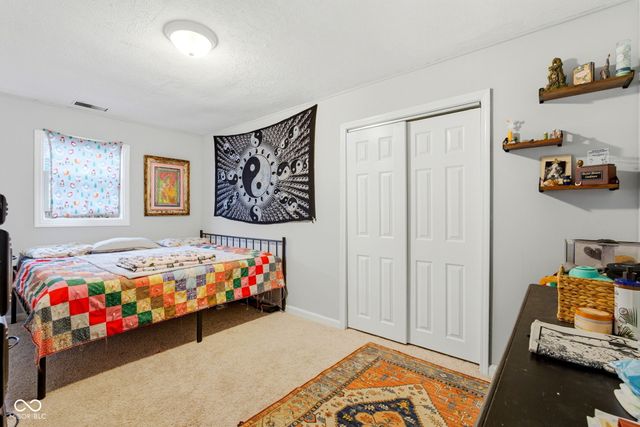 7591-7593 N Old S R 67, Mooresville, IN 46158