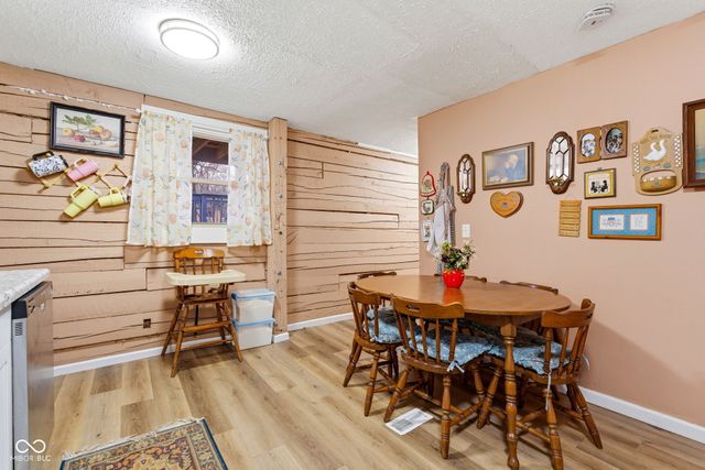 7591-7593 N Old S R 67, Mooresville, IN 46158