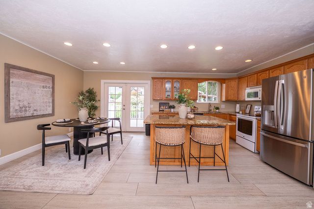 6123 S RODEO LN, Salt Lake City, UT 84121