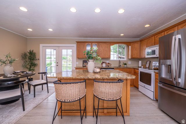 6123 S RODEO LN, Salt Lake City, UT 84121
