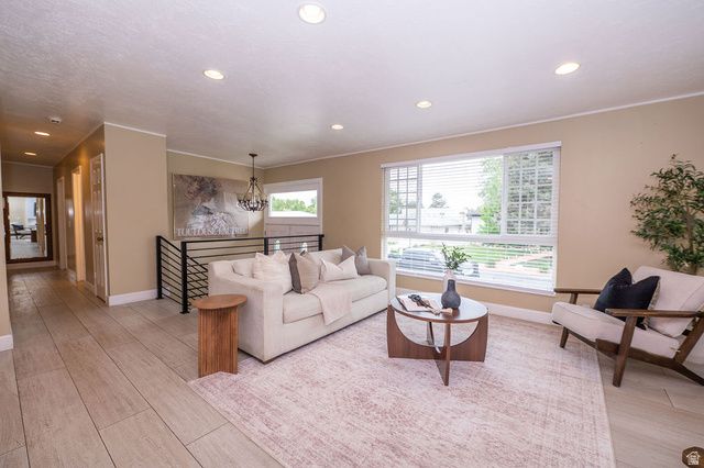 6123 S RODEO LN, Salt Lake City, UT 84121
