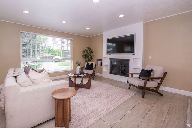 6123 S RODEO LN, Salt Lake City, UT 84121