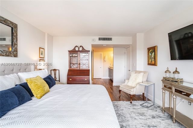 199 Ocean Lane Dr 1207, Key Biscayne, FL 33149