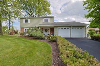 7 San Giacomo Drive, New Windsor, NY 12553